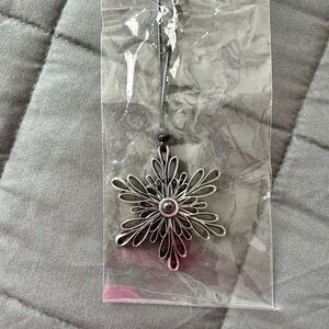 J Jill Silver Floral Pendant Necklace NWT